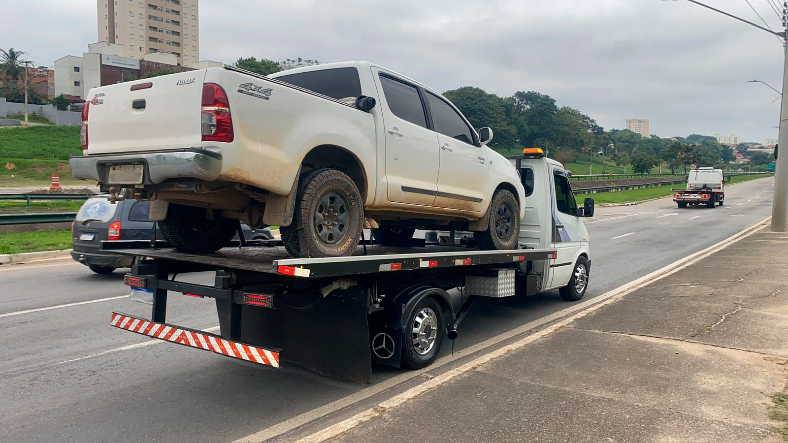 Serviço de Guincho 24h confiável